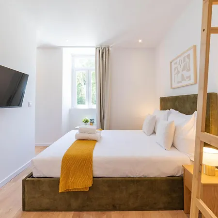 Campolide Cozy Studios & Apartments-3