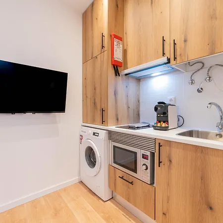Campolide Cozy Studios & Apartments-2